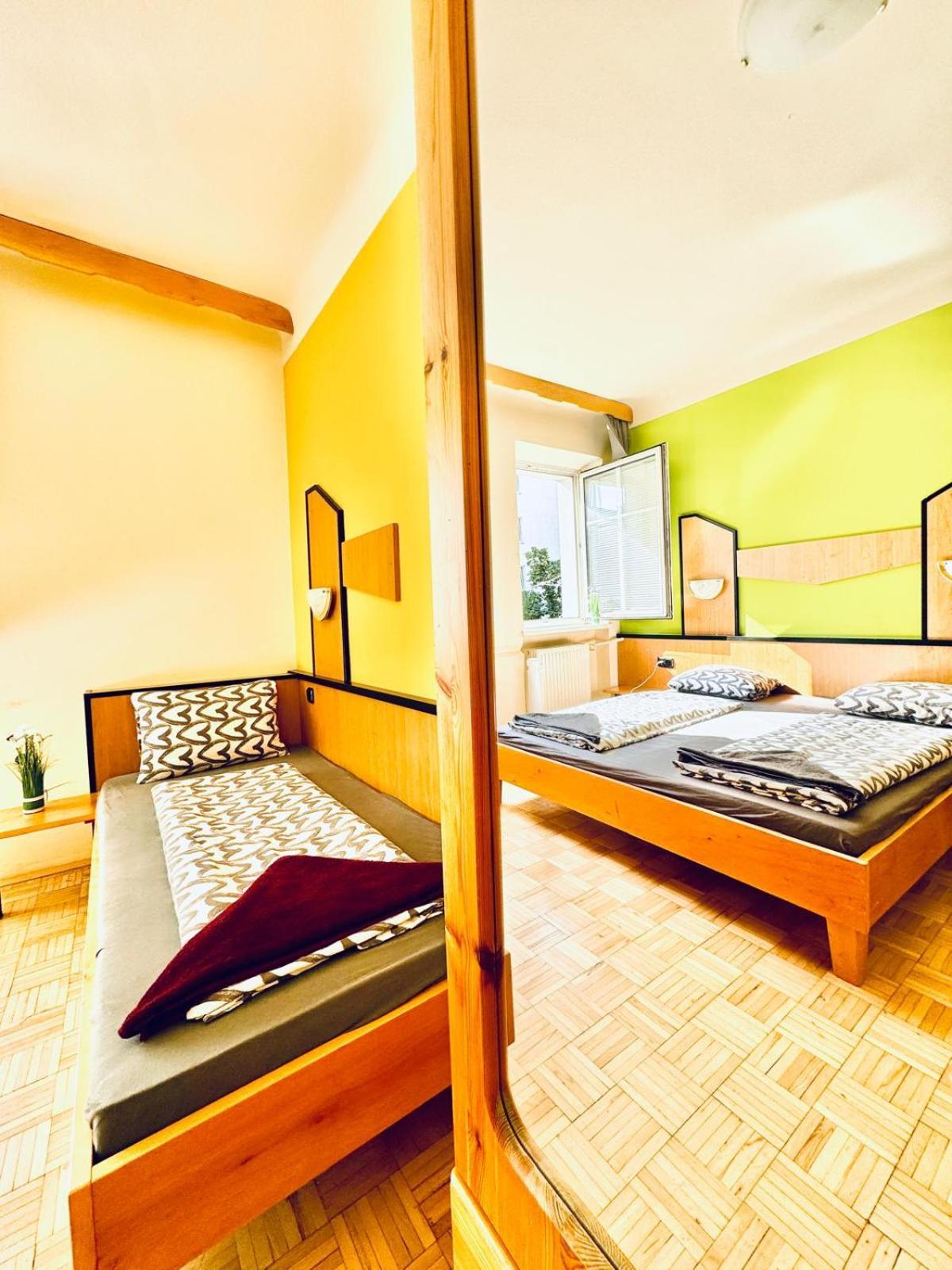 Affordable Central Rooms, 10-Min To Lugner City Wien Eksteriør bilde