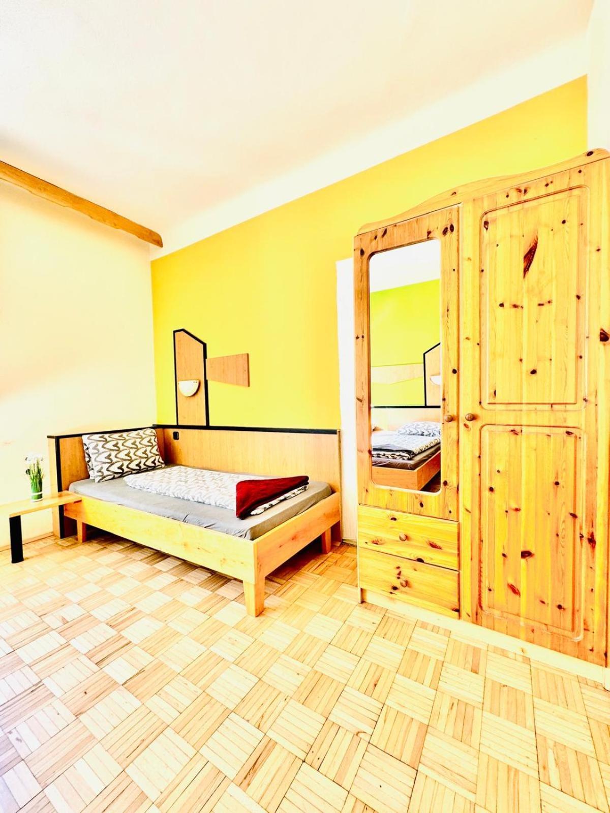 Affordable Central Rooms, 10-Min To Lugner City Wien Eksteriør bilde