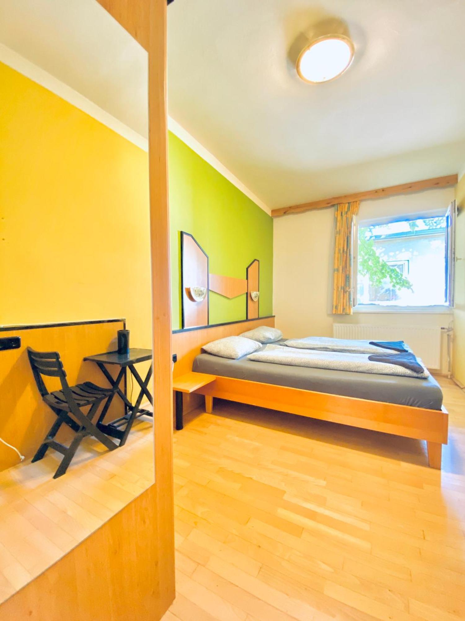 Affordable Central Rooms, 10-Min To Lugner City Wien Eksteriør bilde