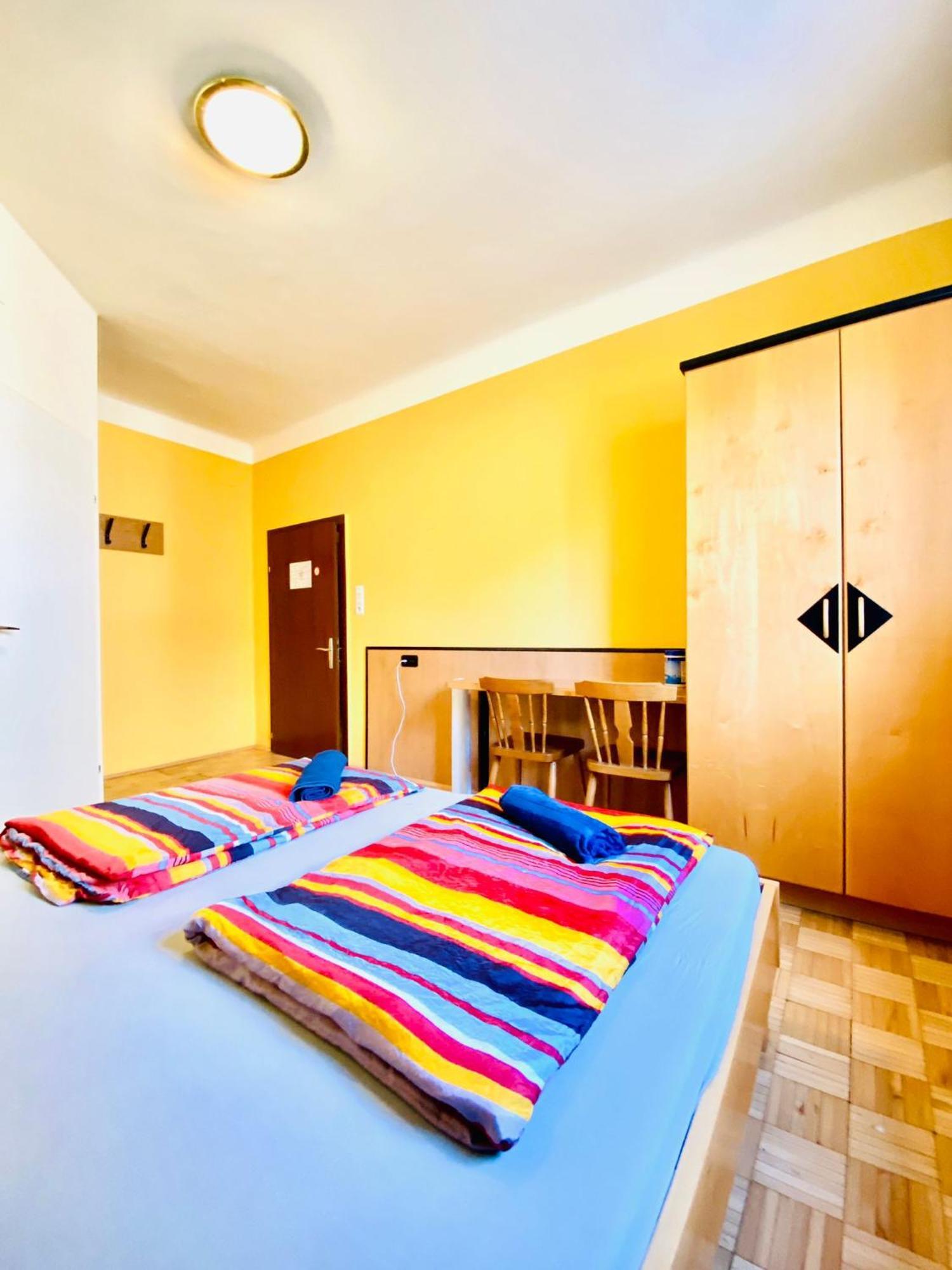 Affordable Central Rooms, 10-Min To Lugner City Wien Eksteriør bilde