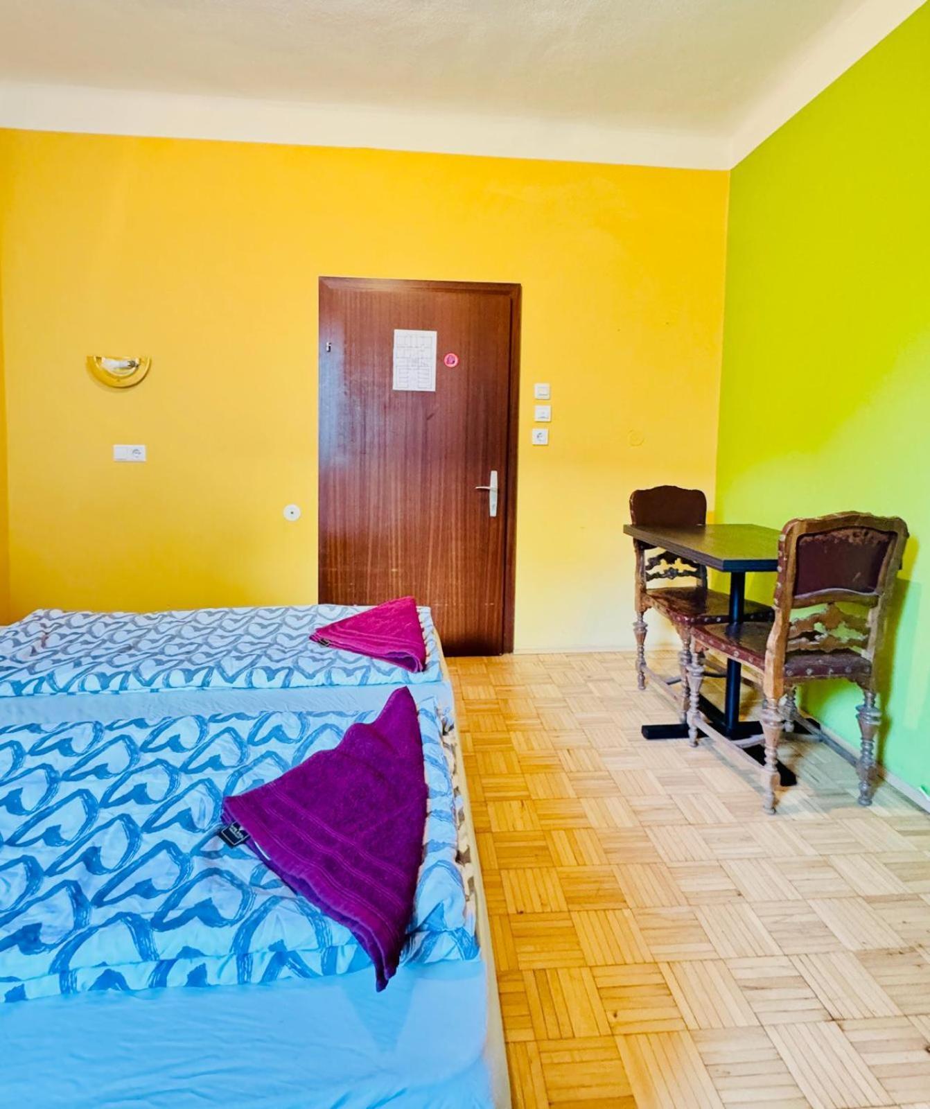 Affordable Central Rooms, 10-Min To Lugner City Wien Eksteriør bilde