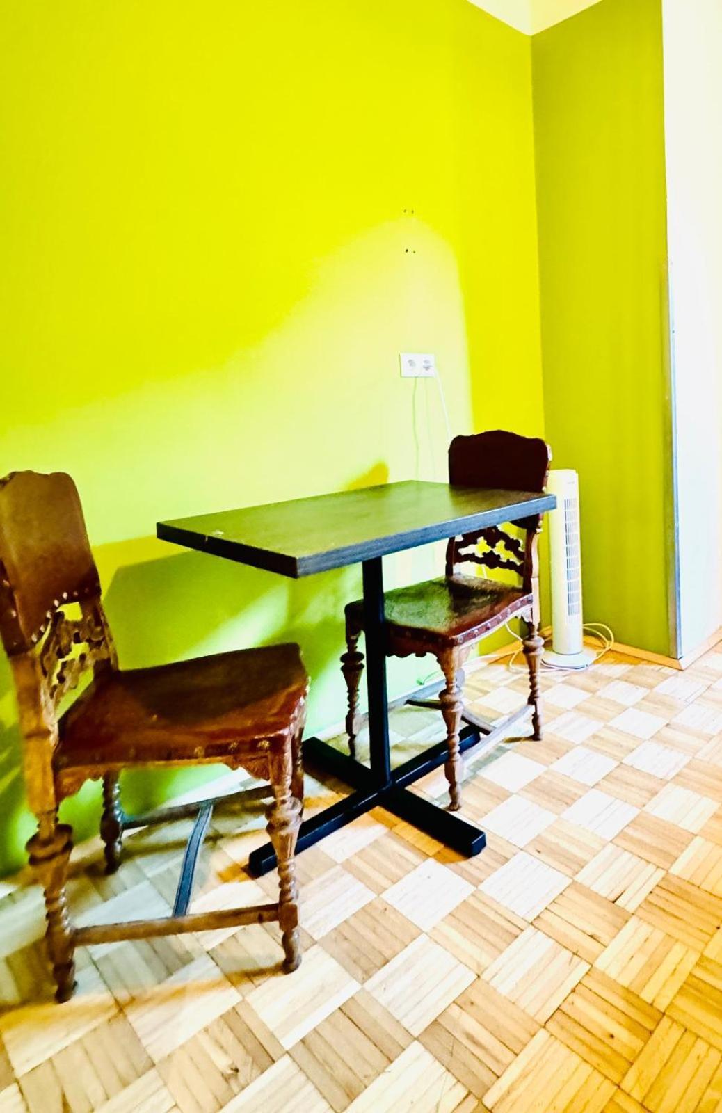 Affordable Central Rooms, 10-Min To Lugner City Wien Eksteriør bilde