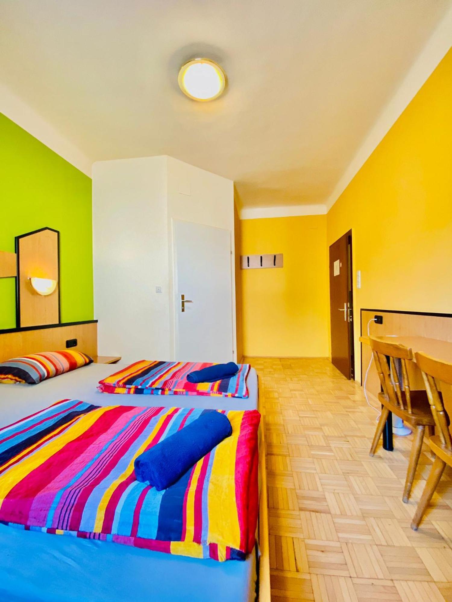 Affordable Central Rooms, 10-Min To Lugner City Wien Eksteriør bilde