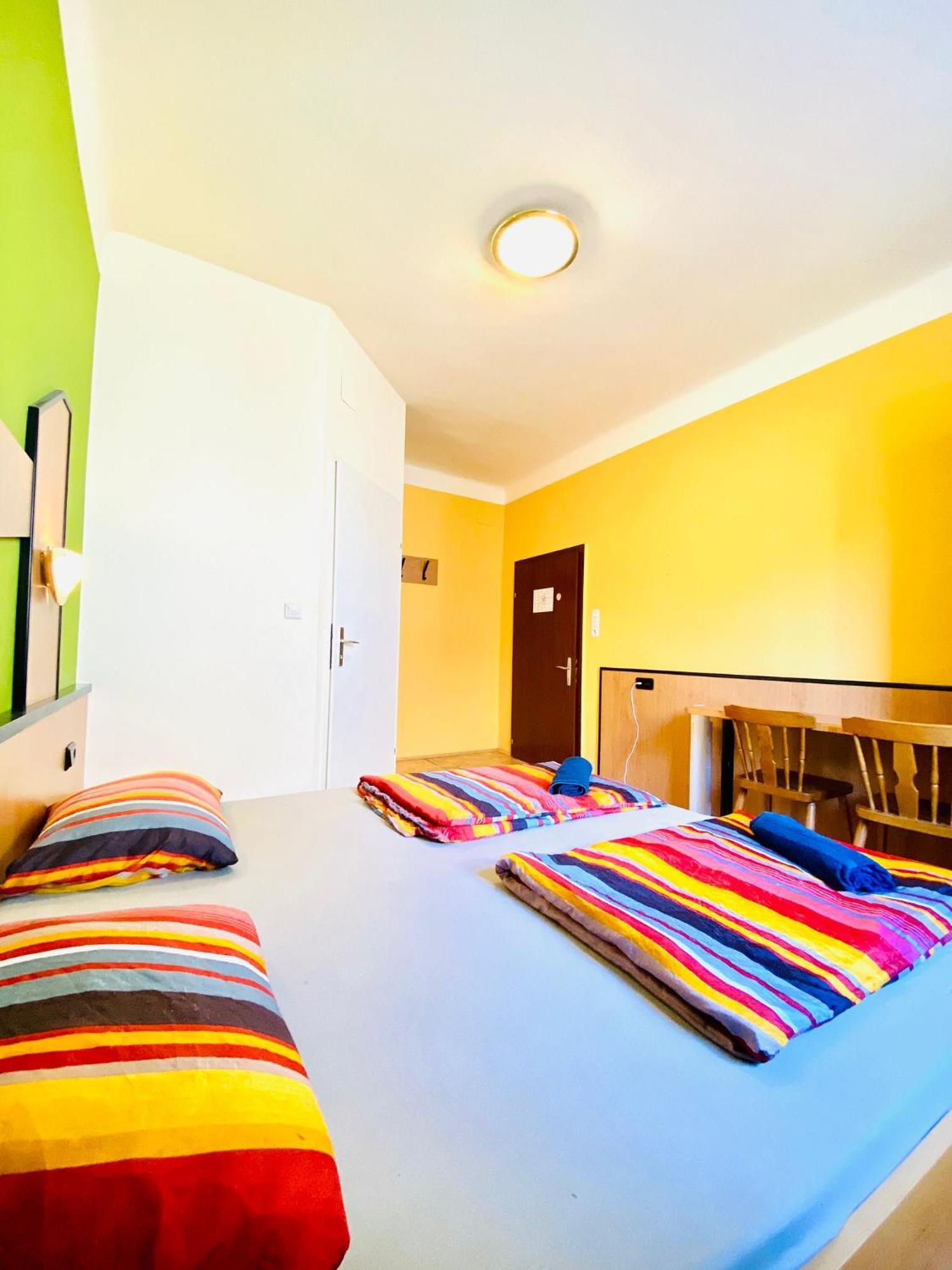 Affordable Central Rooms, 10-Min To Lugner City Wien Eksteriør bilde